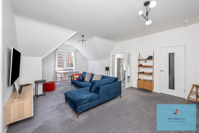 Flat 10, Ascot House 18-20, Third Avenue, Hove photo 4