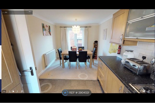 Prince Rupert Drive, Aylesbury photo 2