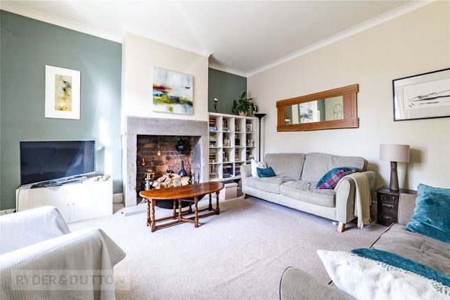 10, Thirstin Road, Holmfirth photo 2
