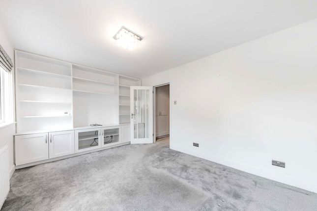 134, Clapham Manor Street, London photo 4