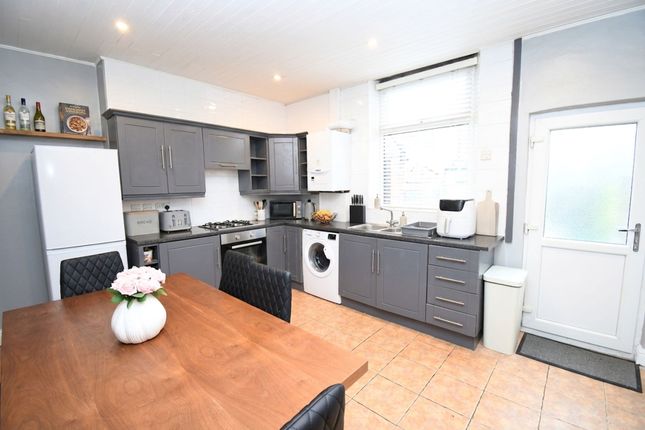 26 Helen Street, Manchester photo 3