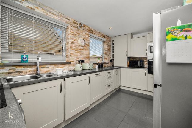 36, Buttermere Road, Burnley photo 4
