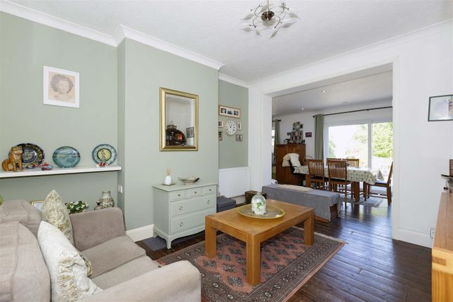 58, St Lawrence Avenue, Worthing photo 4