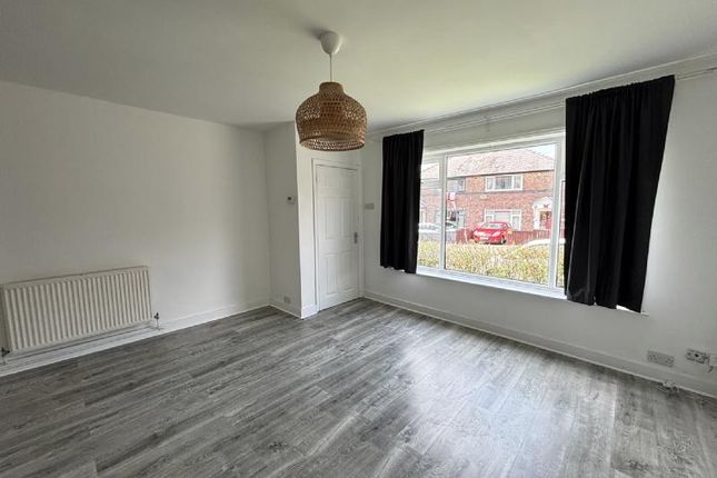 16, Thirlmere Avenue Moss Bank St Helens, Clinkham Wood photo 4