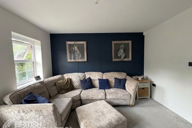 13, Harrison Croft, Brough photo 4