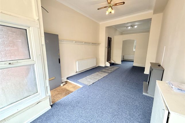 8, Caunce Street, Lancashire photo 2