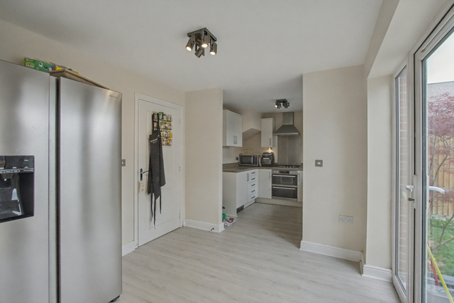 27, Ringlet Grove, Iwade photo 4