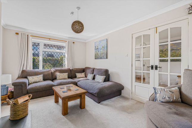 9 Greenbank Close, Truro photo 4