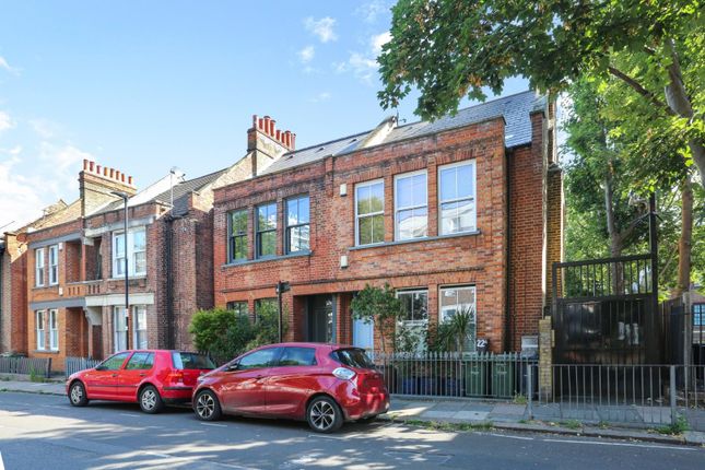 Flat for sale in Calais Street, London