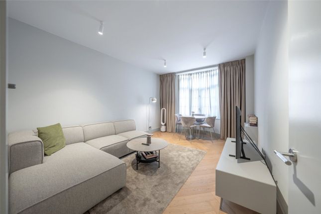 1-bed flat on 151, Grove End Gardens, St John's Wood, £600,000