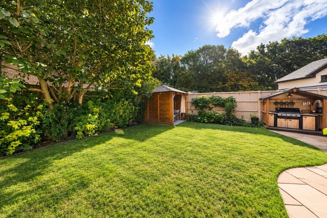 4 Lavenda Close, Hempstead, Kent photo 4