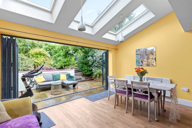 3, Windle Lane, Keighley photo 4