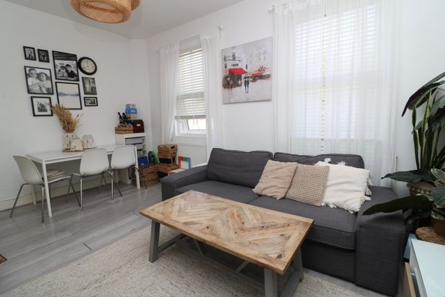Top Flat, 1, Birkbeck Road, Beckenham photo 2