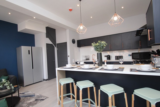 25, Sefton Terrace, Leeds photo 3