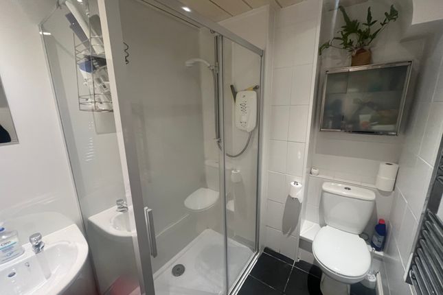 Flat 2, Plymouth photo 3