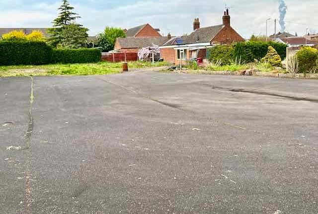 Land for sale in Bottesford Road, Scunthorpe