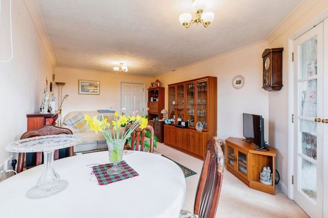 Flat for sale in Windsor Court, Newquay