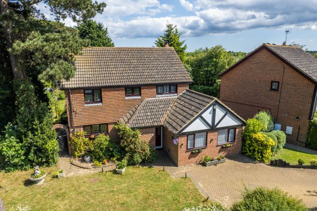 4-bed house on 7, Campbell Close, Herne Bay, £500,000