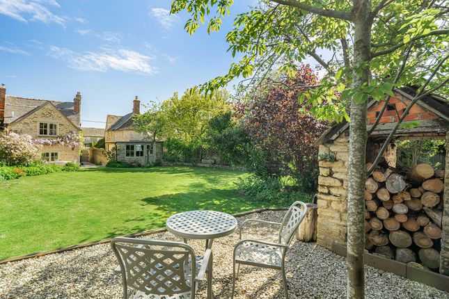 Old Orchard, 27 Millwood End, Long Hanborough photo 4