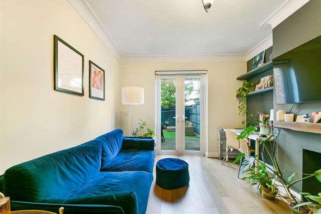 Flat for sale in Grove Road, London