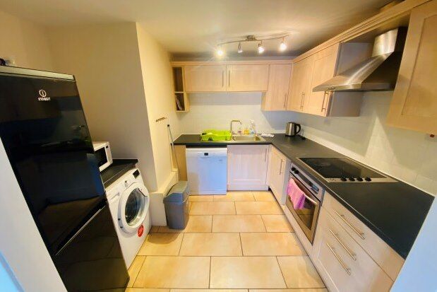 Flat to rent in Flax House, Leeds
