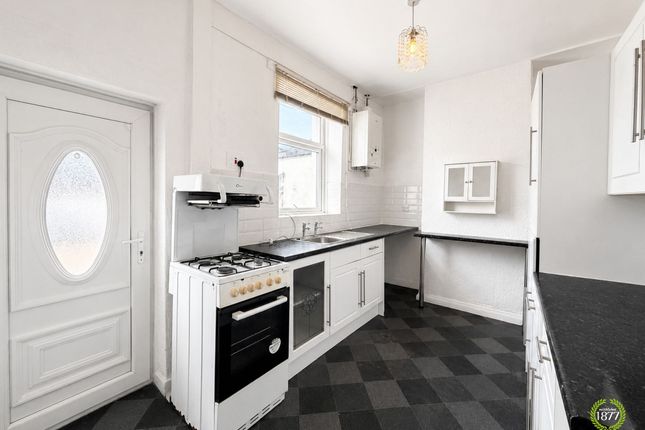 49 Cross Street, Accrington photo 4