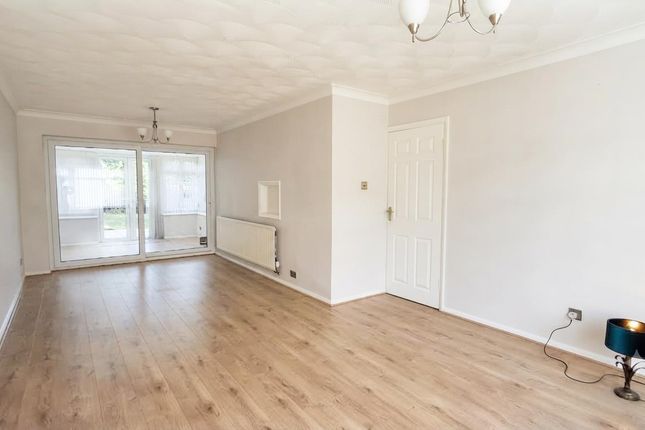 31, Burntwick Drive, Sittingbourne photo 3
