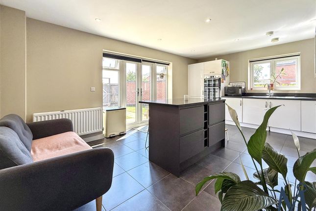 1, Dairy Lane, Ashby-De-La-Zouch photo 2