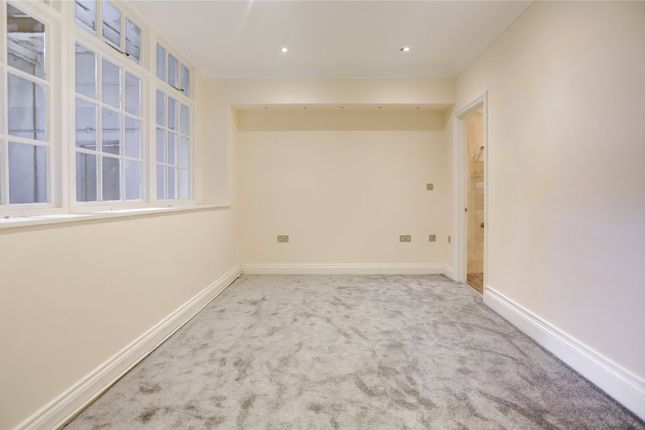 Flat to rent in Kings Gardens, Hove
