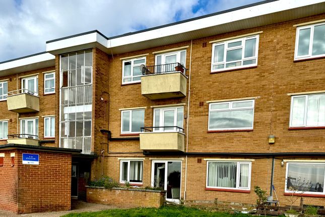 2-bed flat on Joyce Close, Newport NP20, £129,500