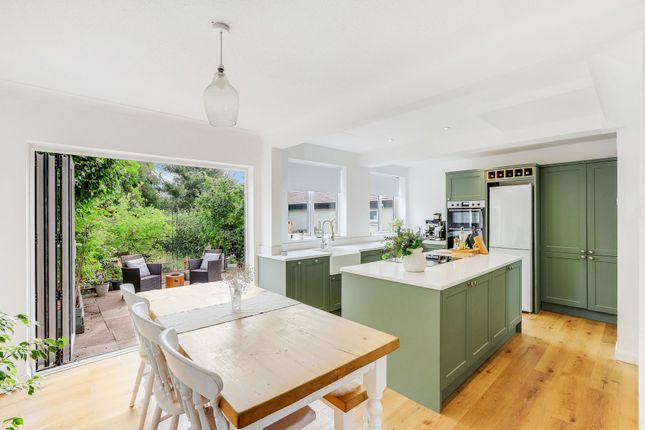 15 Spencer Avenue, Nottingham photo 2