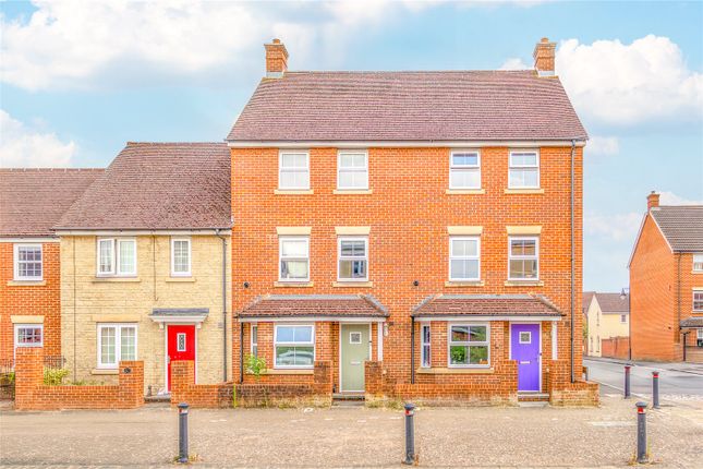 Terraced house to rent in Thursday Street, Haydon End, Swindon, Wiltshire