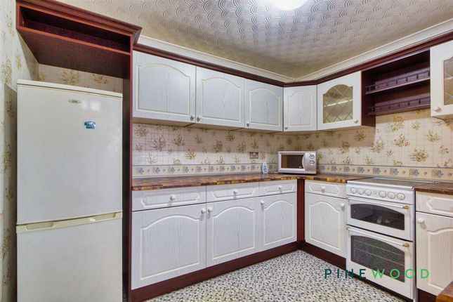 11 The Greenway, Worksop photo 4