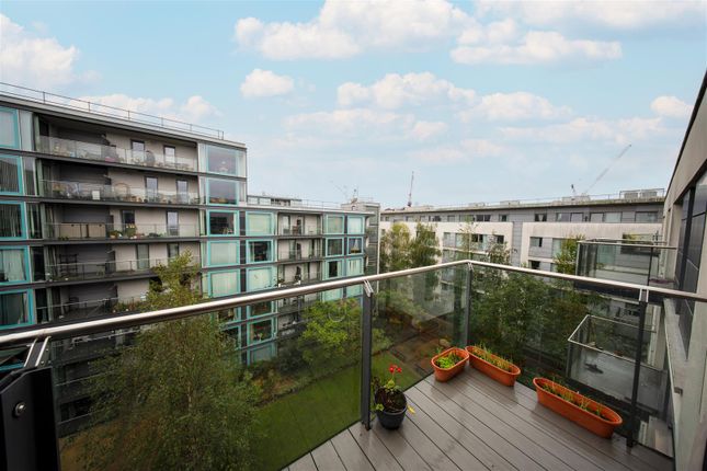 1-bed flat on Cardinal Building, Flat 614, High Point Village, Station Approach, Hayes, £230,000