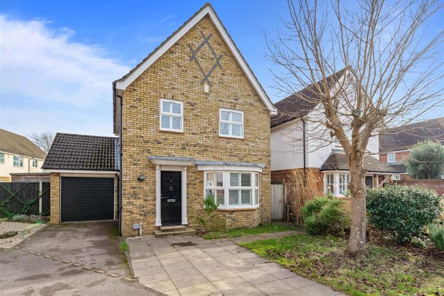Thumbnail Detached house for sale in Torrens Close, Guildford