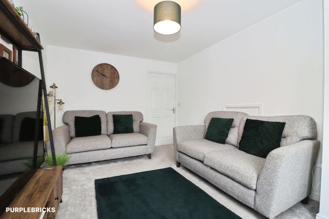 14, Cecil Close, Worksop photo 4