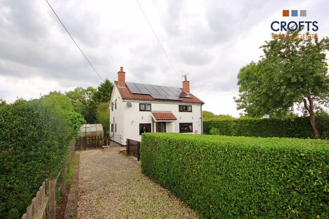 The Cottage, Swinster Lane, East Halton photo 3