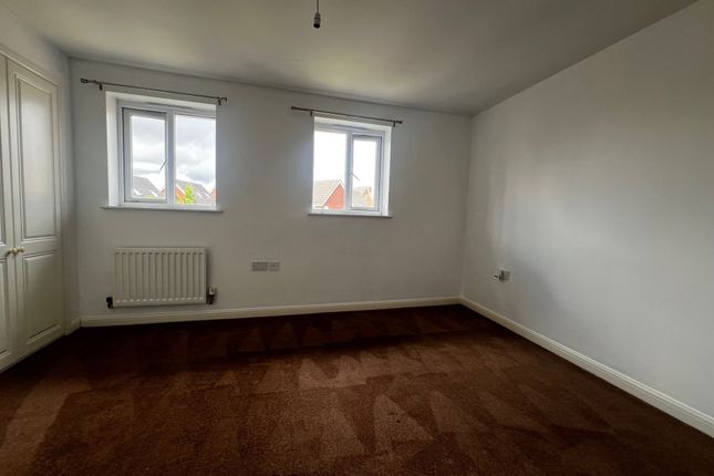 94 Phoenix Way, Stowmarket photo 4