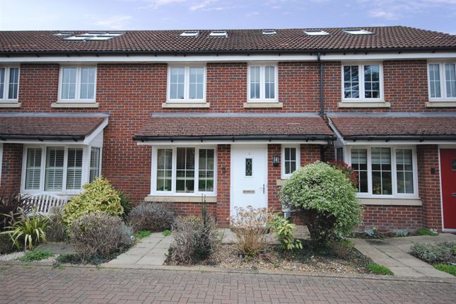 Thumbnail Terraced house for sale in Gloucester Court, Croxley Green, Rickmansworth