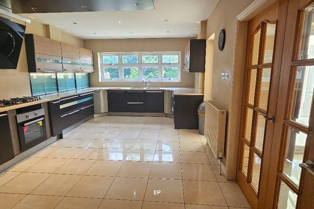 65 Highway Road, Leicester photo 4