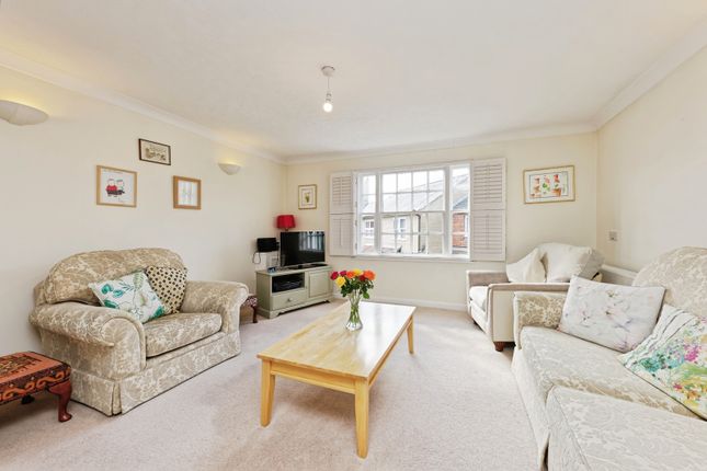 15, Chantry Court, Canterbury photo 4