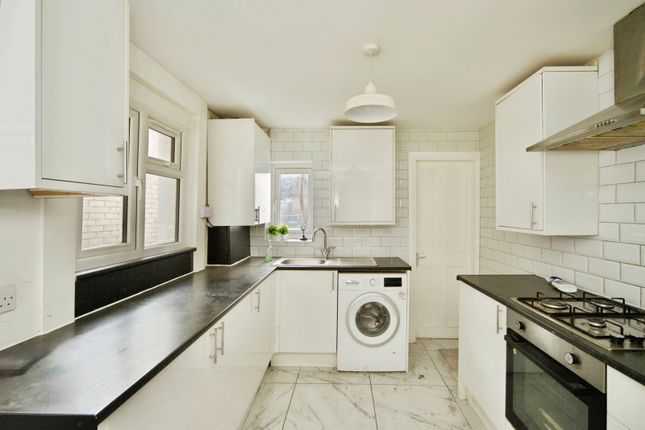 Somerset Road, London photo 3