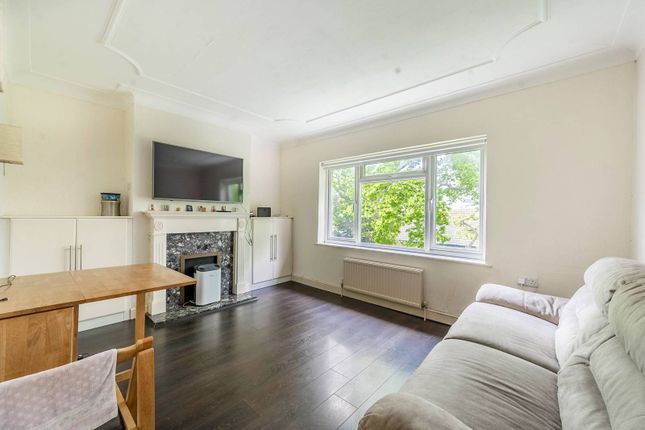 Thumbnail Flat for sale in Northcote, Pinner