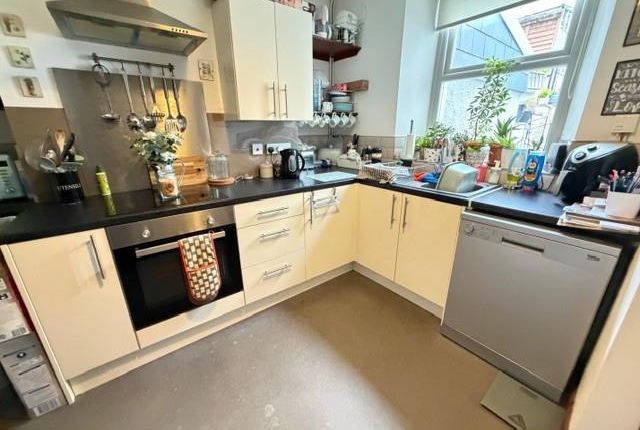 13, Little Water Street, Carmarthen photo 3
