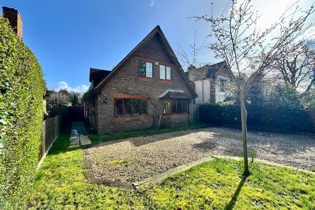 4-bed house on 6, Butts Ash Avenue, Southampton, £665,000