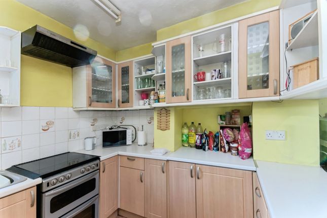 151, De La Warr Road, Bexhill-On-Sea photo 4