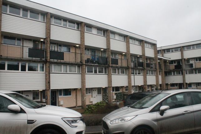 Thumbnail Flat for sale in Blossom Lane, Enfield