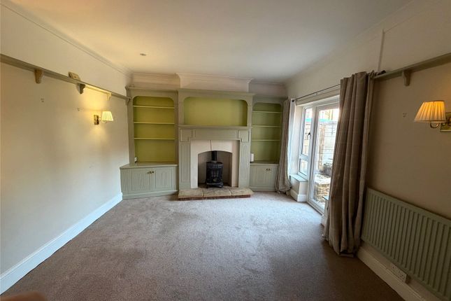47, Percy Road, WOODFORD HALSE photo 4