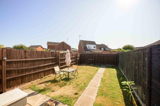 32, Abington Grove, Wisbech photo 4