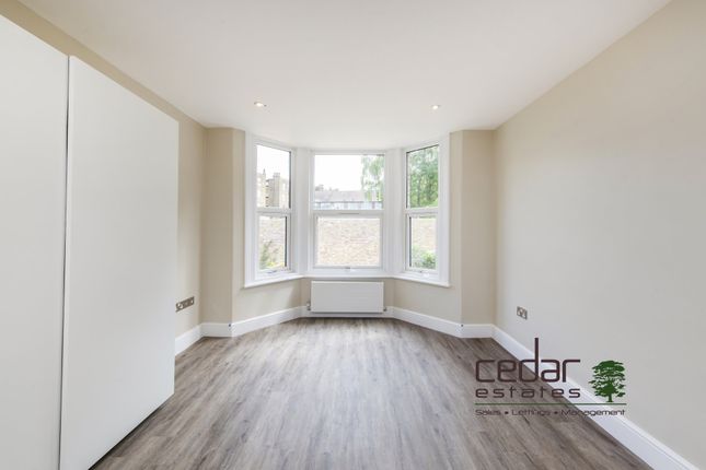 Flat 3 19, Holmdale Road, London photo 3